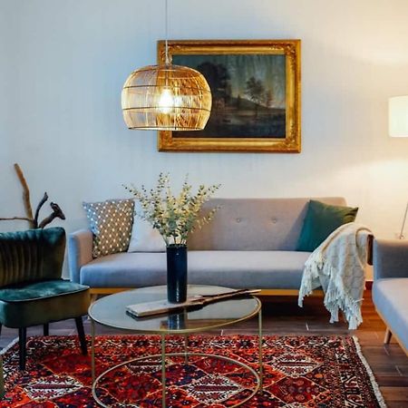 Apartment Aussee- Beletage Salzherrenhof- Kueche, Wlan, Netflix Bad Aussee Extérieur photo